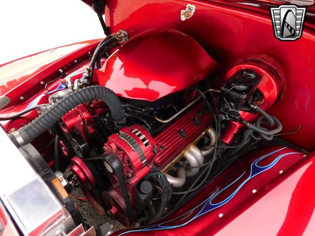Photo of 1953 Red Chevrolet 3100