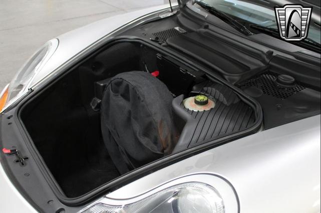 Photo of 2001 Gray Porsche Boxster