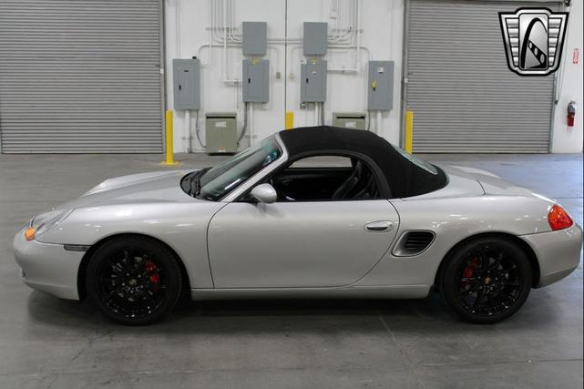 Photo of 2001 Gray Porsche Boxster