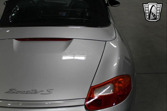 Photo of 2001 Gray Porsche Boxster