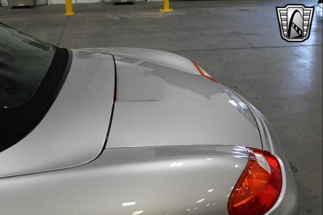 Photo of 2001 Gray Porsche Boxster