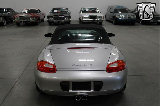 Photo of 2001 Gray Porsche Boxster