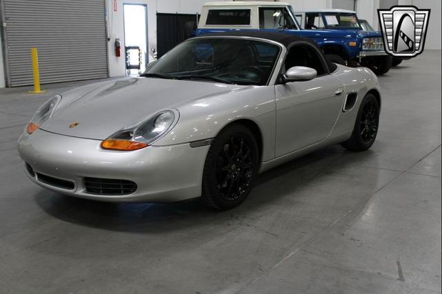 Photo of 2001 Gray Porsche Boxster