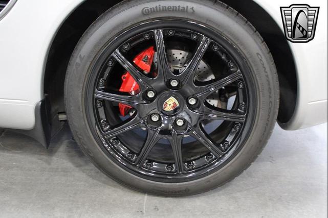 Photo of 2001 Gray Porsche Boxster