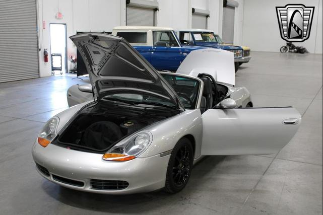 Photo of 2001 Gray Porsche Boxster