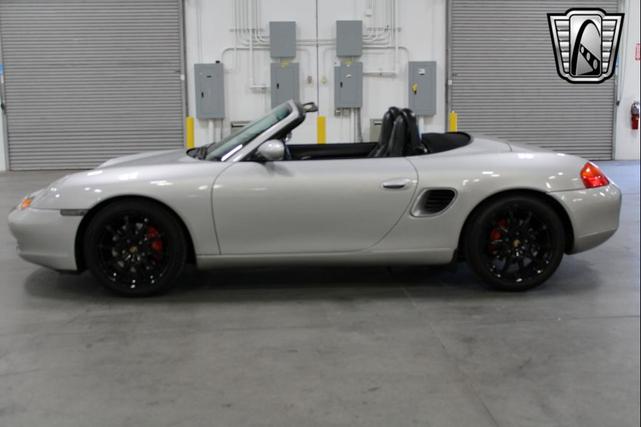 Photo of 2001 Gray Porsche Boxster