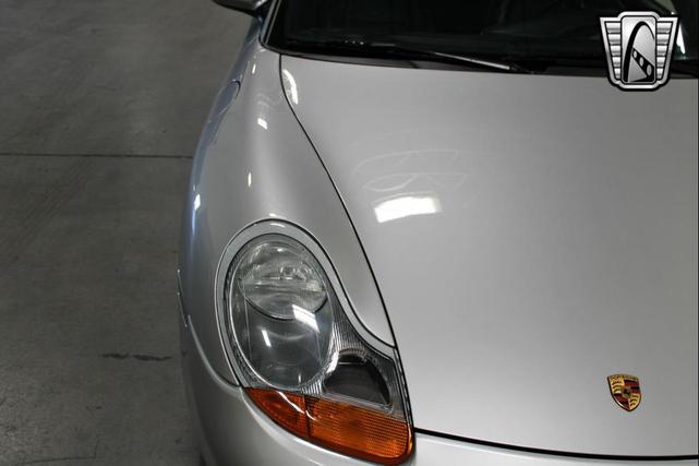 Photo of 2001 Gray Porsche Boxster