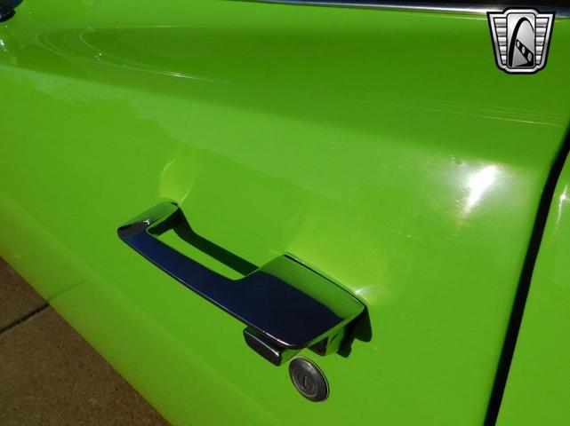 Photo of 1970 Sub lime green Dodge Charger