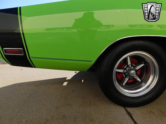 Photo of 1970 Sub lime green Dodge Charger