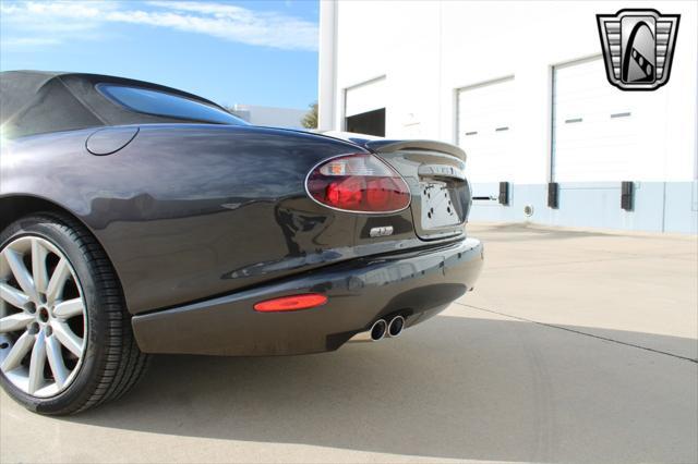 Photo of 2006 Grey Jaguar XKR