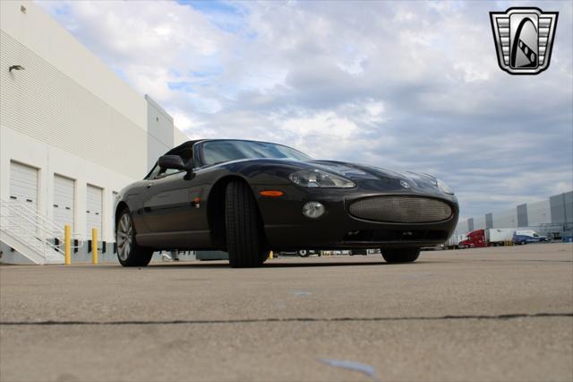 Photo of 2006 Grey Jaguar XKR
