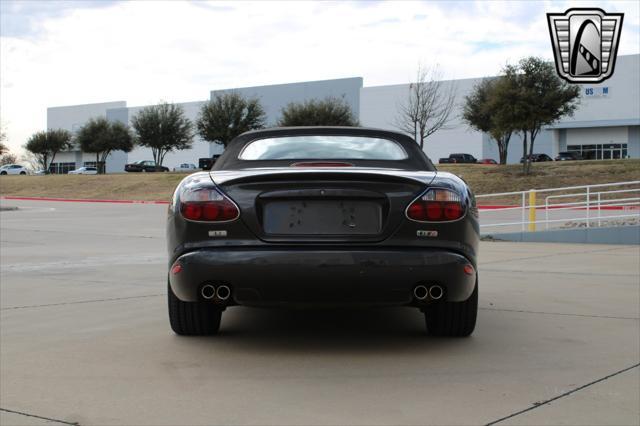 Photo of 2006 Grey Jaguar XKR