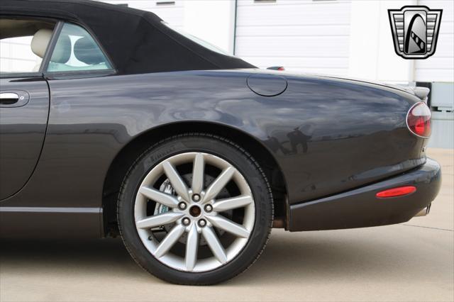 Photo of 2006 Grey Jaguar XKR
