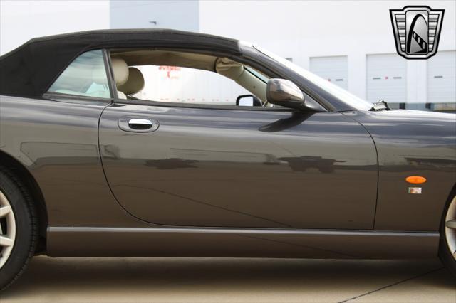 Photo of 2006 Grey Jaguar XKR