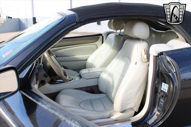 Photo of 2006 Grey Jaguar XKR