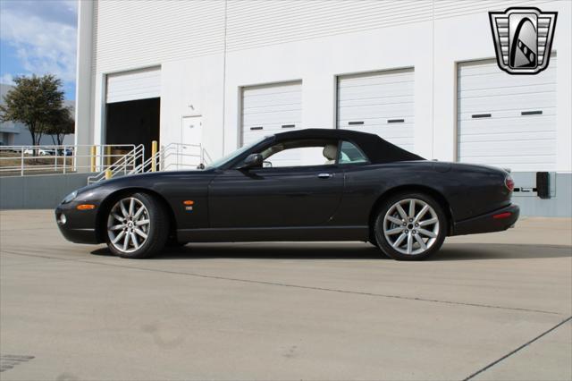 Photo of 2006 Grey Jaguar XKR