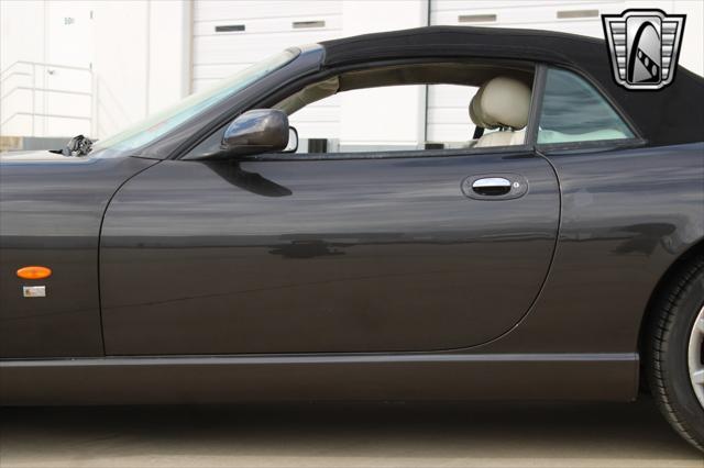 Photo of 2006 Grey Jaguar XKR