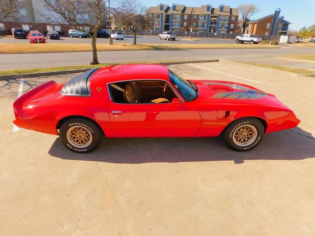 Photo of 1980 Red Pontiac Firebird