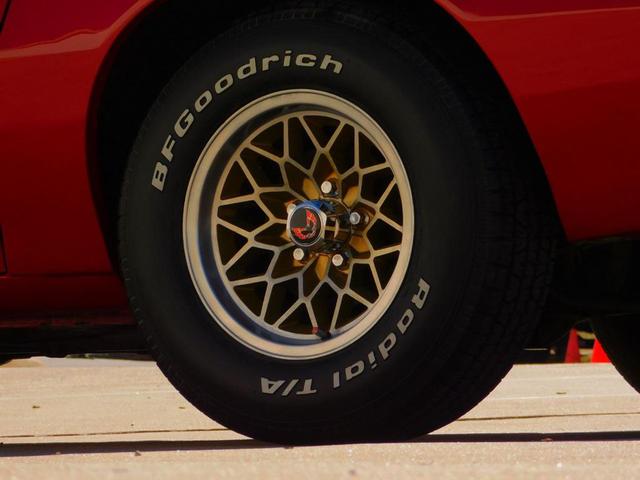 Photo of 1980 Red Pontiac Firebird