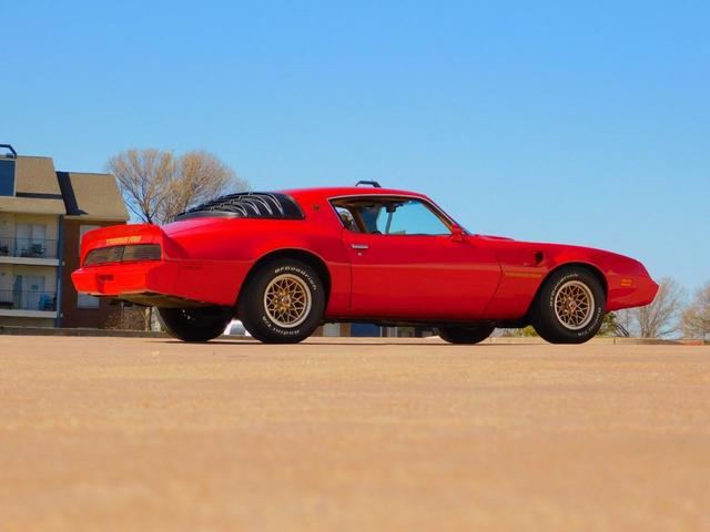 Photo of 1980 Red Pontiac Firebird