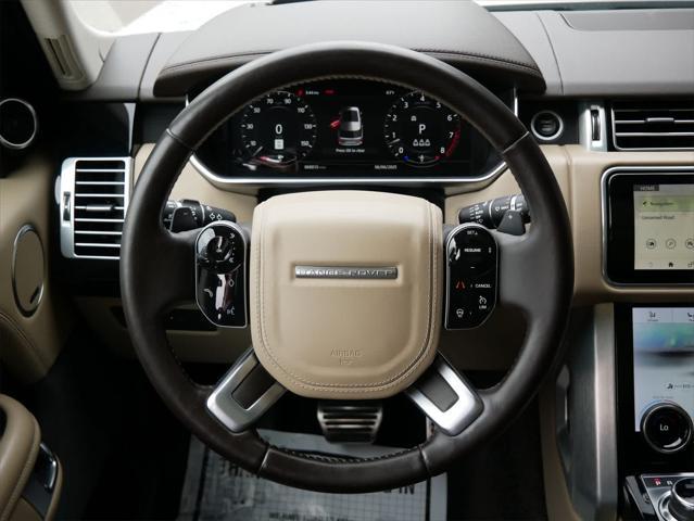 Photo of 2021 White Land Rover Range Rover