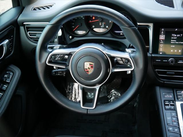 Photo of 2019 Black Porsche Macan