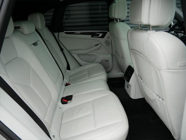 Photo of 2022 Chalk Porsche Macan