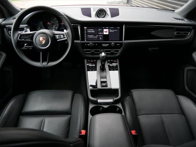 Photo of 2024 Orange Porsche Macan