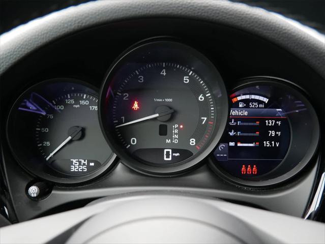 Photo of 2024 Orange Porsche Macan