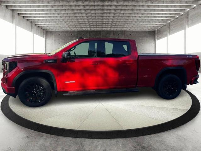 Photo of 2022 Red GMC Sierra 1500