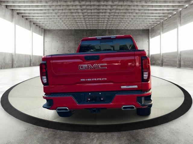 Photo of 2022 Red GMC Sierra 1500