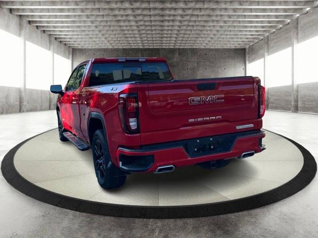 Photo of 2022 Red GMC Sierra 1500