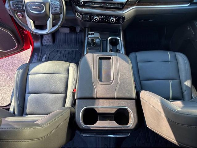 Photo of 2022 Red GMC Sierra 1500