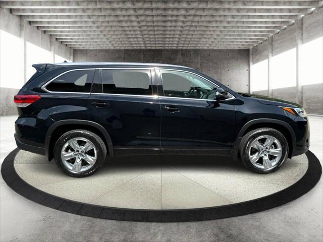 2017 Toyota Highlander
