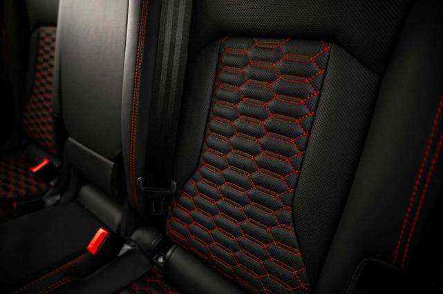 Photo of 2021 Black Lamborghini Urus