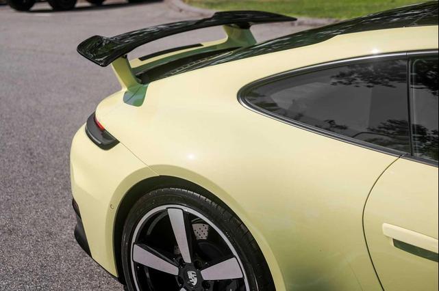 Photo of 2025 Cartagena Yellow Porsche 911