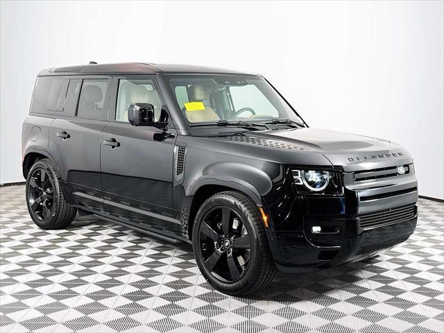 Photo of 2025 Santorini Black Land Rover Defender