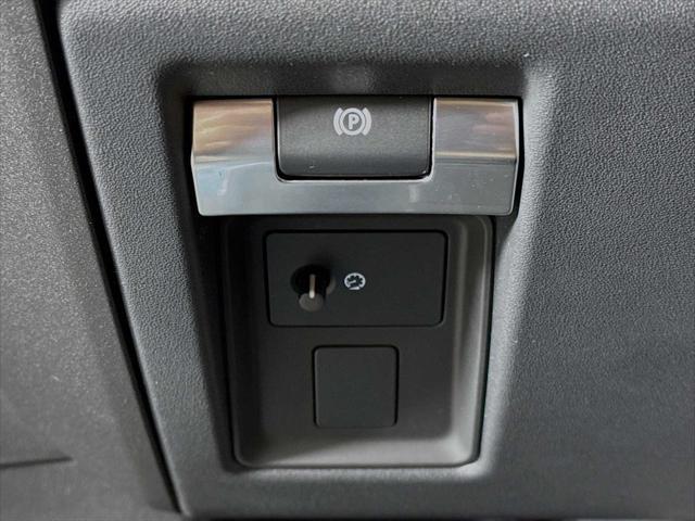 Photo of 2025 Santorini Black Land Rover Defender
