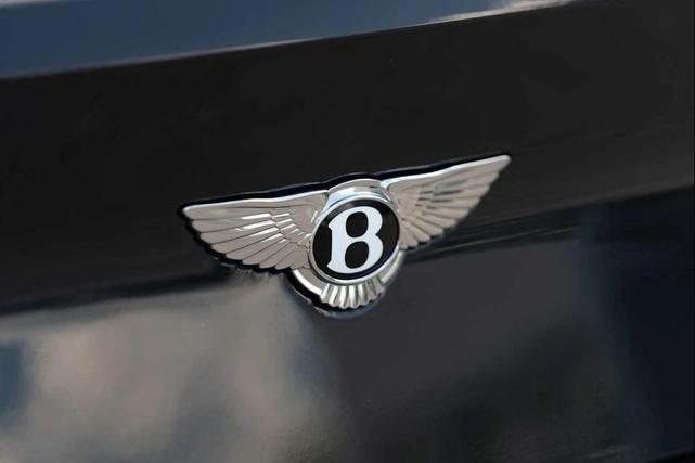 Photo of 2024 Titan Gray Bentley Continental GT