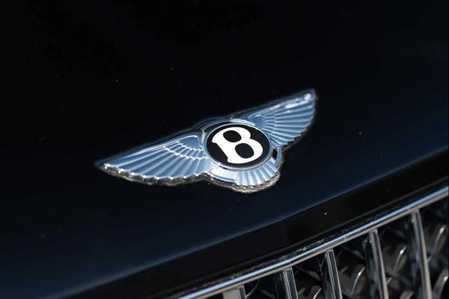 Photo of 2023 Black Bentley Bentayga