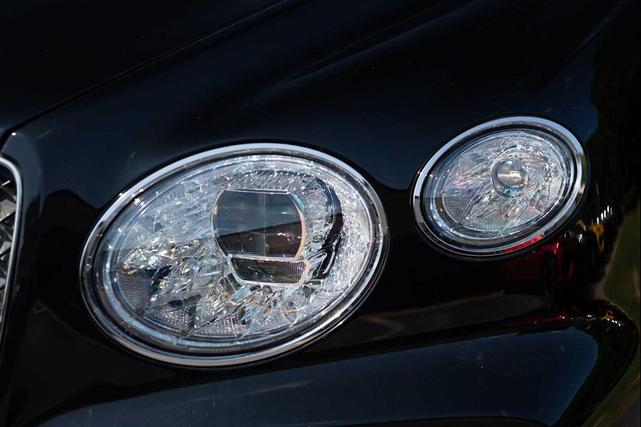 Photo of 2023 Black Bentley Bentayga