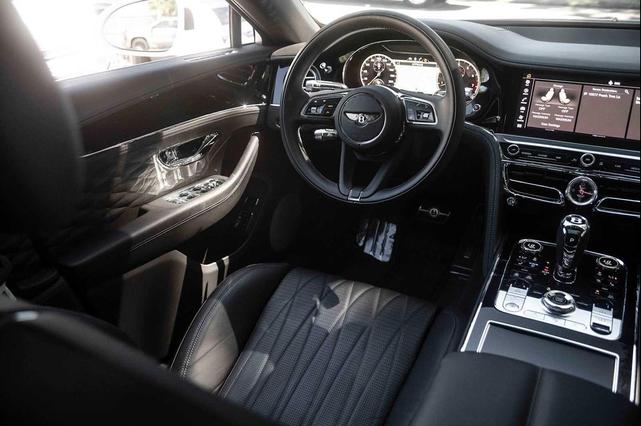 Photo of 2022 Glacier White Bentley Flying Spur