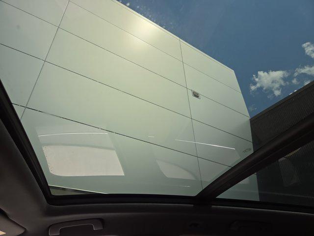 Photo of 2019 White Porsche Cayenne