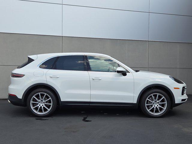 Photo of 2019 White Porsche Cayenne