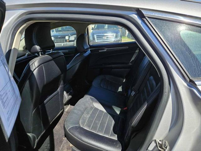 Photo of 2017 Ingot Silver Ford Fusion