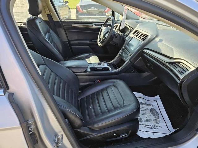 Photo of 2017 Ingot Silver Ford Fusion