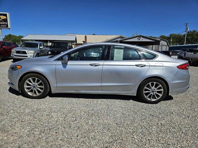 Photo of 2017 Ingot Silver Ford Fusion