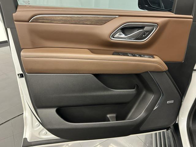 Photo of 2023 Iridescent Pearl Tricoat Chevrolet Tahoe