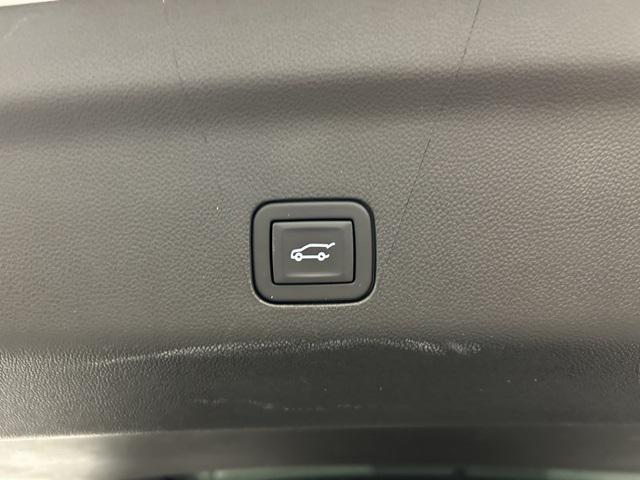 Photo of 2023 Iridescent Pearl Tricoat Chevrolet Tahoe