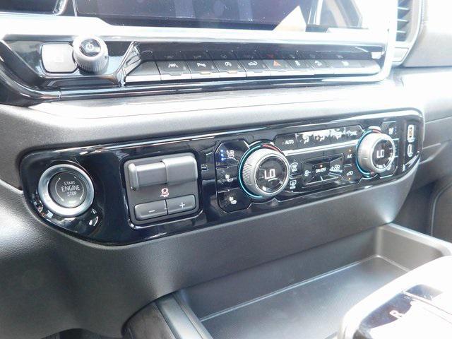 Photo of 2025 Black Chevrolet Silverado 1500